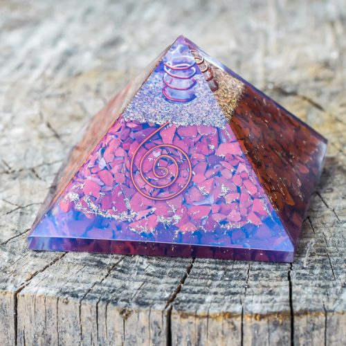 Pirâmide Orgonite Jaspe Vermelho