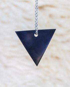 Colar Shungite e aço inoxidável