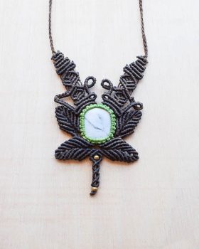Colar Macramé Hathor