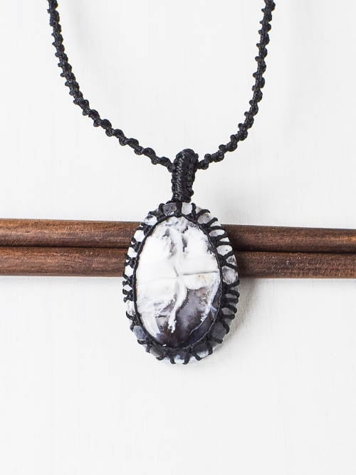 Colar Merlinite