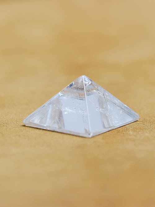 Mini Pirâmide de Quartzo