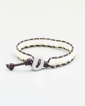 Pulseira diferente