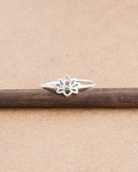Anel feminino Flor de Lótus