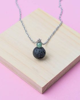 Colar lava e Quartzo Verde