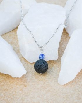 Colar pedra vulcânica e Sodalite