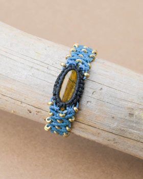 Pulseira de macramê