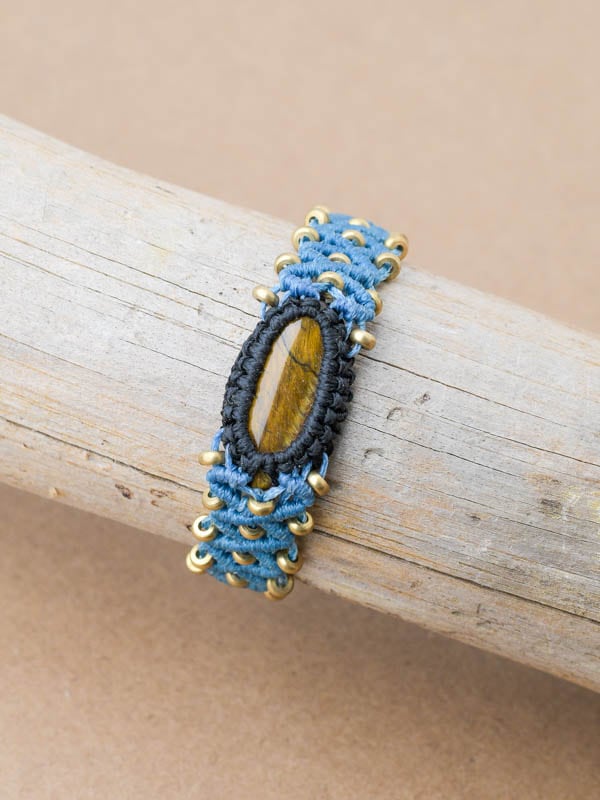 Pulseira de macramê