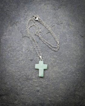Colar cruz Aventurina Verde