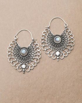 Brincos étnicos Kofi com banho de prata