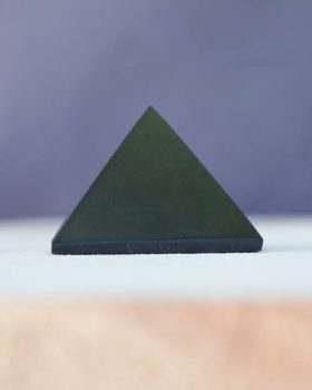 Pirâmide em Shungite