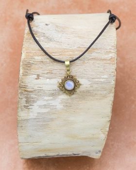 Colar Khumi Pedra da Lua