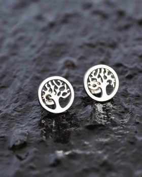 brincos curtos àrvore