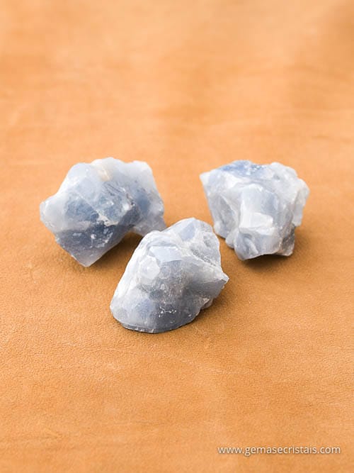 pedra calcite azul