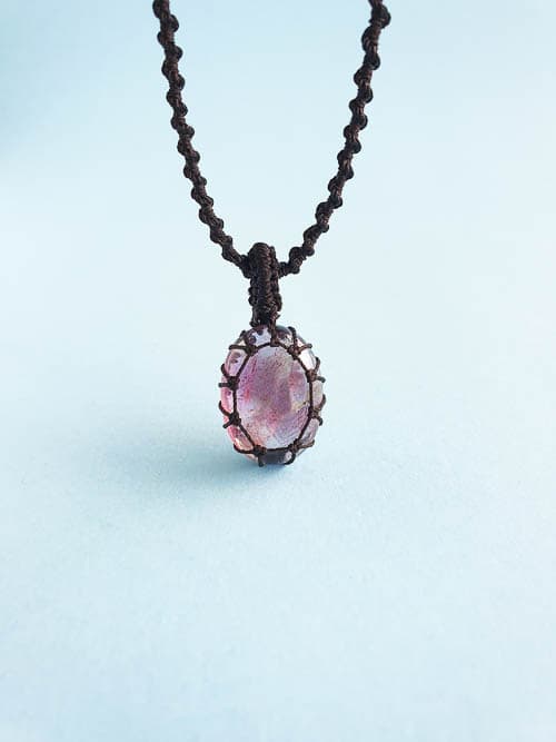 colar namaste fluorite