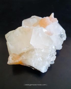 drusa de apofilite com stilbite