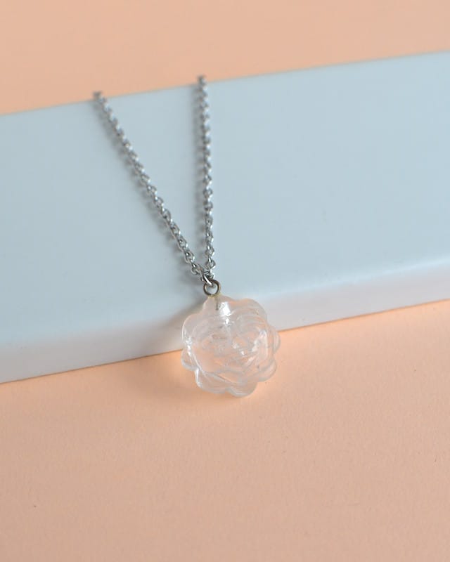 colar sol cristal de quartzo